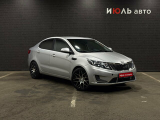 2012 Kia Rio III, серебристый, 650000 рублей, вид 3