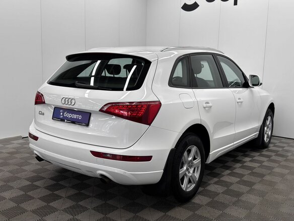 2010 Audi Q5 I (8R), белый, 1569000 рублей - вид 5