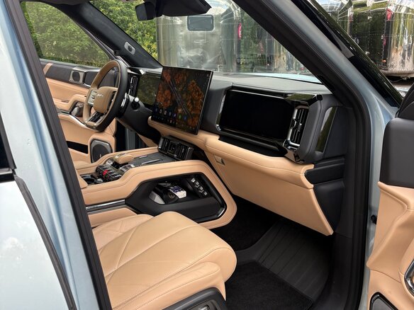 2025 BYD FangChengBao Leopard 8, серый - вид 17
