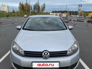 2011 Volkswagen Golf VI, серебристый, 730000 рублей, вид 2