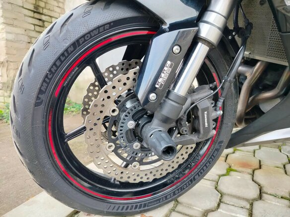 2018 Kawasaki Ninja 1000, чёрный, 995000 рублей - вид 16