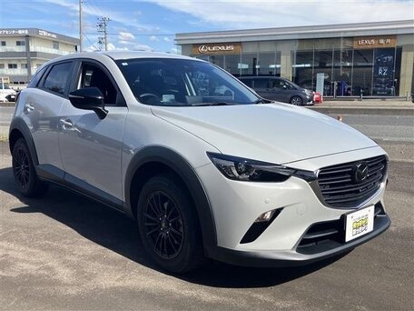 2023 Mazda CX-3 I Рестайлинг, белый, 1490000 рублей, вид 3