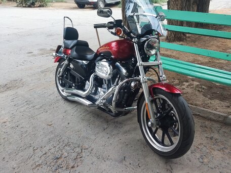 2012 Harley-Davidson Sportster 883, пурпурный, 695000 рублей, вид 1