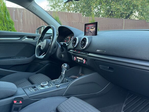 2019 Audi A3 III (8V) Рестайлинг, белый, 2550000 рублей - вид 18