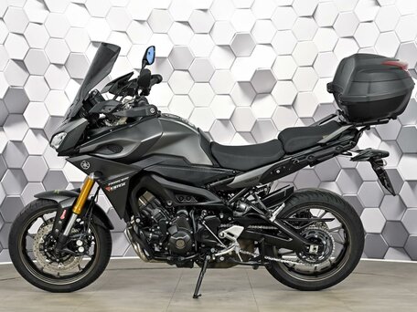 2015 Yamaha MT-09 Tracer (FJ-09), серый, 799000 рублей, вид 4