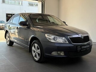 2011 Skoda Octavia II (A5) Рестайлинг, серый, 499000 рублей, вид 3