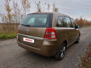 2013 Opel Zafira B Рестайлинг, бежевый, 890000 рублей, вид 3