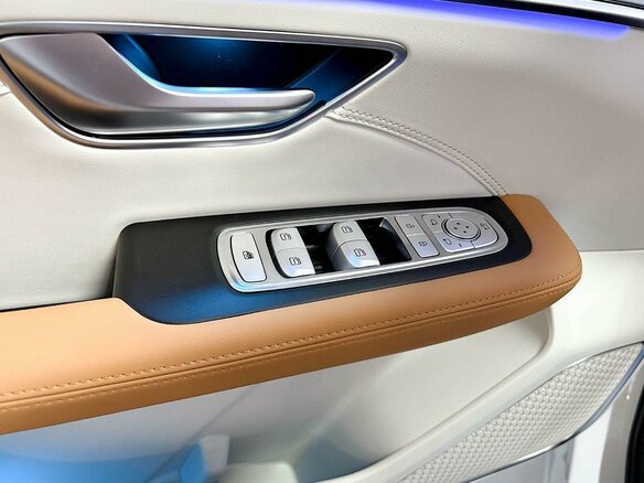 2026 Jetour X70+ I Рестайлинг, белый, 3399000 рублей - вид 9