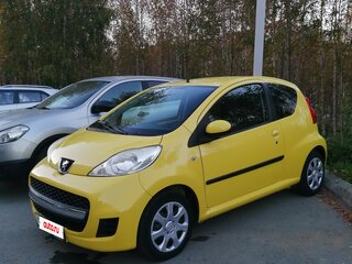 2011 Peugeot 107 I Рестайлинг, жёлтый, 520000 рублей, вид 1