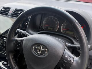 2011 Toyota Corolla Fielder X (E140, E150) Рестайлинг, чёрный, 1150000 рублей, вид 5
