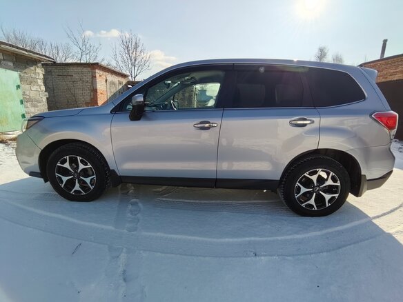 2016 Subaru Forester IV Рестайлинг, серый, 1440000 рублей - вид 5