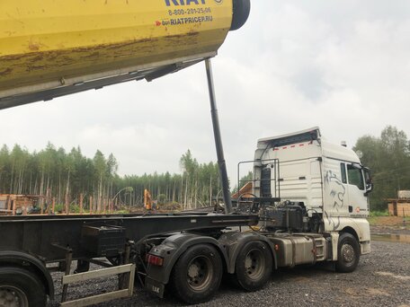 2022 Sinotruk Sitrak C7H, белый, 8000000 рублей, вид 1