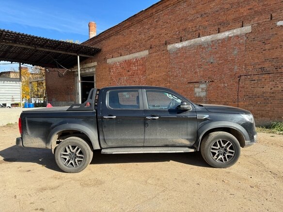 2023 JAC T8 Pro, чёрный, 2000000 рублей - вид 3