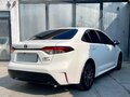 2022 Toyota Corolla Sporty XII (E210) Рестайлинг, белый, 1600000 рублей - вид 1