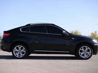 2010 BMW X6 50i 6-speed I (E71), чёрный, 1560000 рублей, вид 4