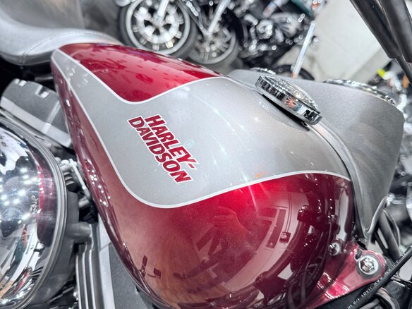 2015 Harley-Davidson Street Bob, красный, 1199000 рублей - вид 16