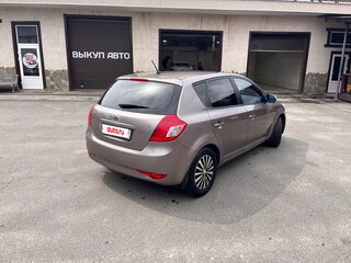 2012 Kia Ceed I Рестайлинг, бежевый, 650000 рублей, вид 3