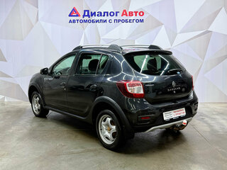 2017 Renault Sandero Stepway II, чёрный, 850000 рублей, вид 4