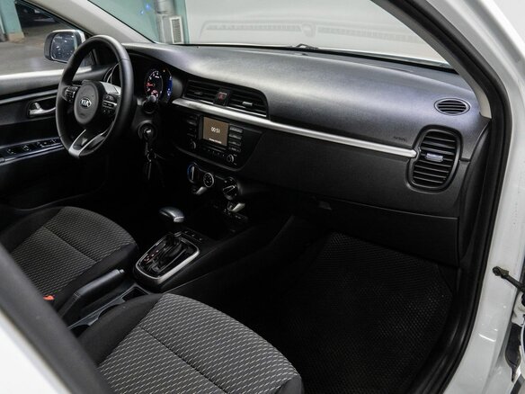 2018 Kia Rio X-Line IV, белый, 999000 рублей - вид 14