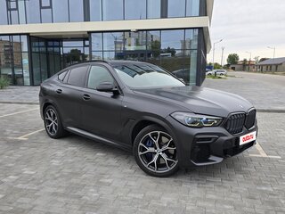 2022 BMW X6 40d III (G06), чёрный, 8200000 рублей, вид 5