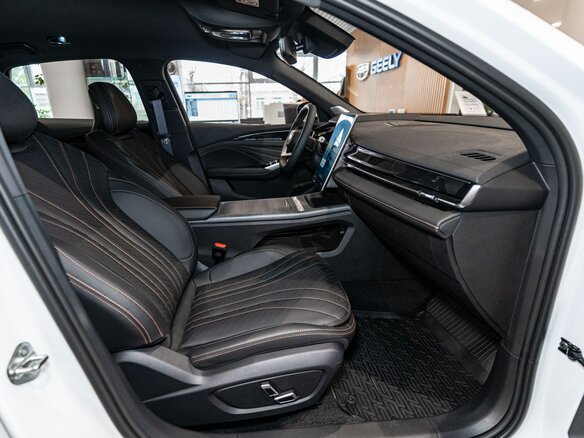 2026 Geely Preface I, белый - вид 10