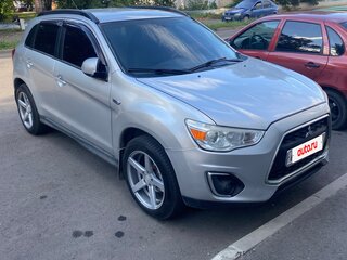 2013 Mitsubishi ASX I Рестайлинг, серебристый, 752000 рублей, вид 3