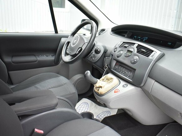 2008 Renault Scenic II Рестайлинг, зелёный, 399000 рублей - вид 15