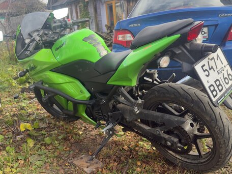 2008 Kawasaki Ninja 250R, зелёный, 300000 рублей, вид 3