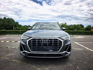 2022 Audi Q3 35 TFSI II (F3), серый, 2054000 рублей, вид 2