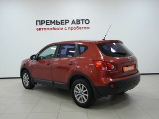 2007 Nissan Qashqai I, красный, 690000 рублей, вид 4