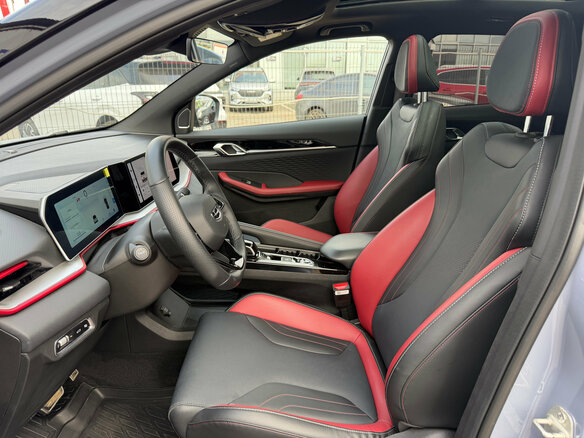 2024 Geely Coolray I Рестайлинг, серый, 1999000 рублей - вид 23