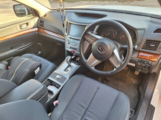 2009 Subaru Legacy V, белый, 680000 рублей, вид 5