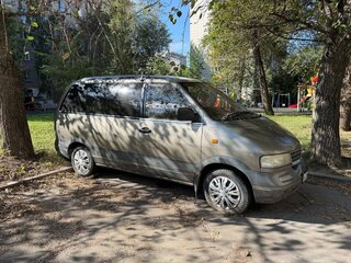 1995 Nissan Largo III (W30), серый, 150000 рублей, вид 2