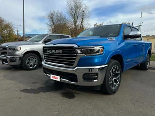 2024 Ram 1500 Crew Cab V Рестайлинг, голубой, 6500000 рублей, вид 2