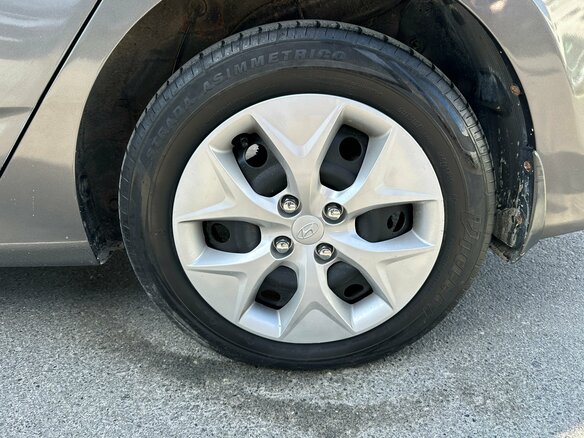 2011 Hyundai Solaris I, серый - вид 10