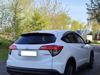 2022 Honda Vezel I Рестайлинг, белый, 1720000 рублей, вид 3