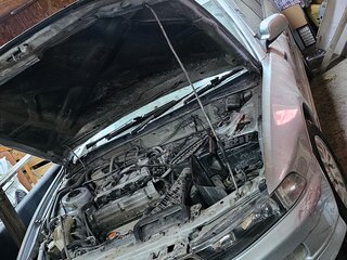 1997 Mitsubishi Galant VIII, серебристый, 250000 рублей, вид 1