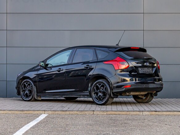 2013 Ford Focus III, чёрный, 855000 рублей - вид 3