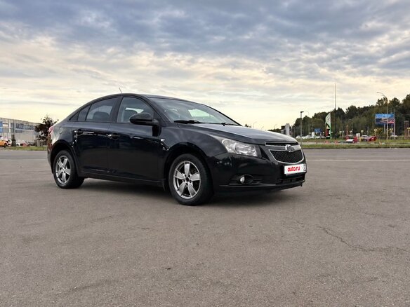2010 Chevrolet Cruze I, чёрный, 720000 рублей - вид 8