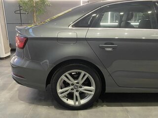 2018 Audi A3 III (8V) Рестайлинг, серый, 1959000 рублей, вид 4