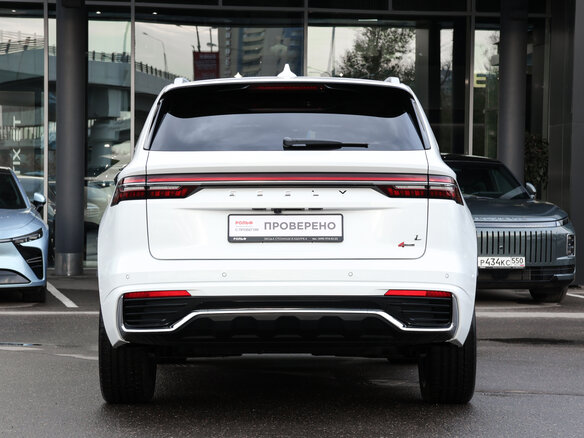 2025 Geely Monjaro I Рестайлинг, белый, 3598000 рублей - вид 5