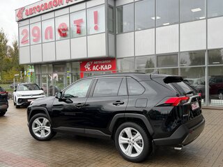 2020 Toyota RAV4 V (XA50), чёрный, 3699000 рублей, вид 3