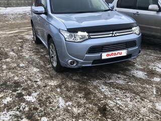 2014 Mitsubishi Outlander PHEV III, голубой, 2000000 рублей, вид 1