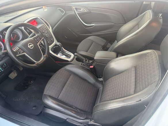 2012 Opel Astra GTC J Рестайлинг, серый, 800000 рублей - вид 7