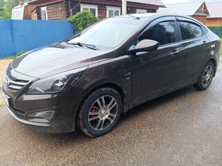 2015 Hyundai Solaris I Рестайлинг, коричневый, 955000 рублей, вид 1