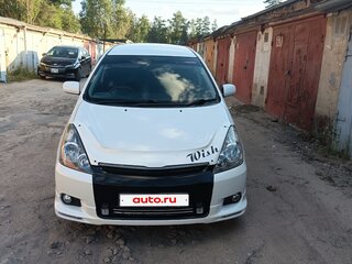 2004 Toyota Wish I, белый, 800000 рублей, вид 1