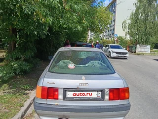 1987 Audi 80 IV (B3), серебристый, 83000 рублей, вид 3