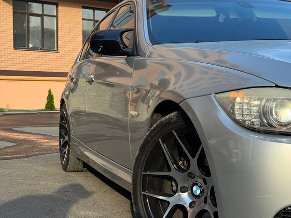 2009 BMW 3 серии 325i V (E90/E91/E92/E93) Рестайлинг, серый, 1200000 рублей - вид 12