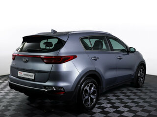 2019 Kia Sportage IV Рестайлинг, серебристый, 2190000 рублей, вид 5