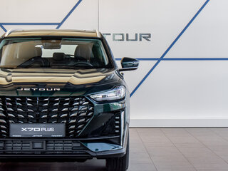 2026 Jetour X70+ I Рестайлинг, зелёный, 3099000 рублей, вид 1